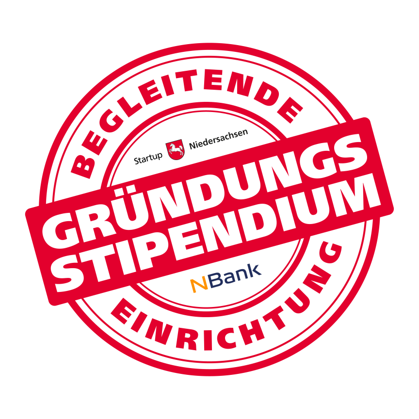 Rundes rotes Siegel mit Text „Begleitende Einrichtung – Gründungsstipendium", Logos von Startup Niedersachsen und NBank.